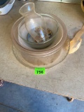 Glass pie plate-has chip, glass bowls and a vase