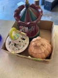 Carousel, easter decor and a garlic holder