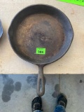 Cast iron pan