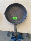 Cast iron pan