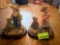 2 figurines