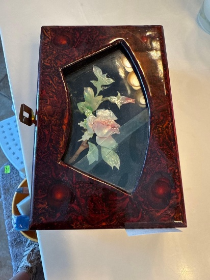 jewelry box