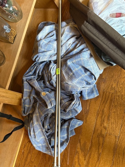 curtain rods and curtains