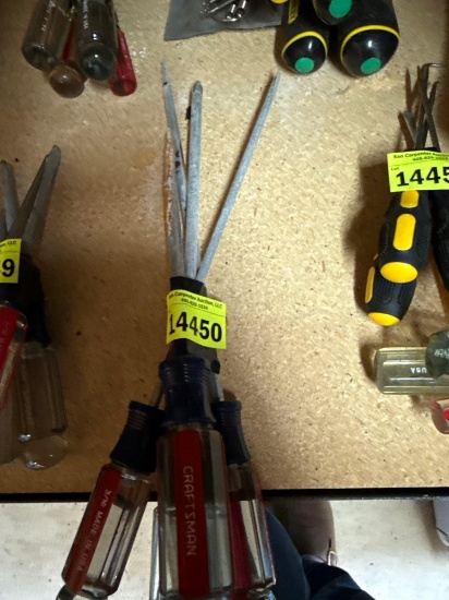 screw drivers