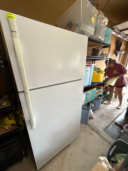Kenmore refrigerator bring help to move