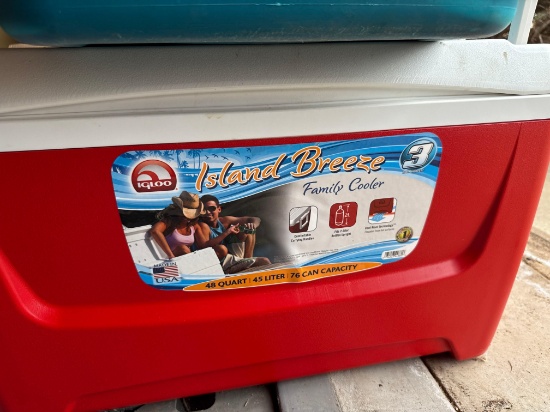 Igloo ice chest