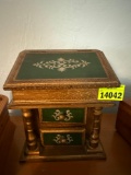 winding jewelry box