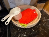 Bowl, measuring cups, Hot pads, Knifes