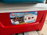Igloo ice chest