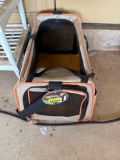 pet carrier