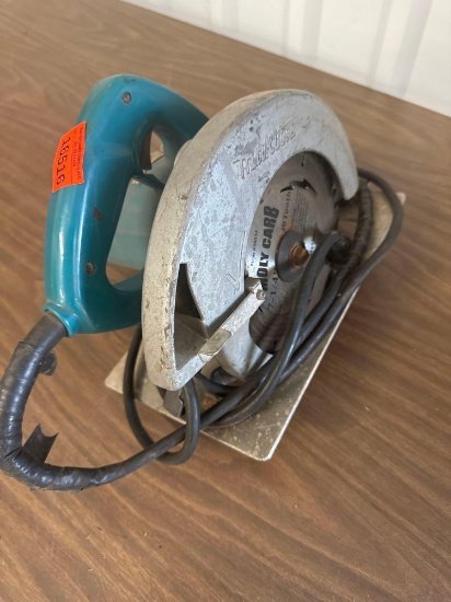Corded hand saw
