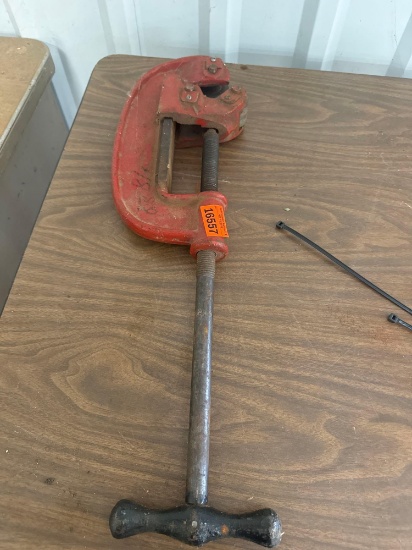 pipe cutter