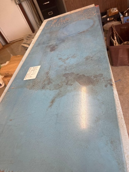 78 x 29 plexiglass * Buyer to bring help to load*