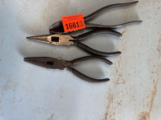 Needle nose pliers
