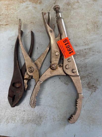 2 pair pliers and one pair locking pliers