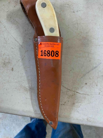 Hunting knife