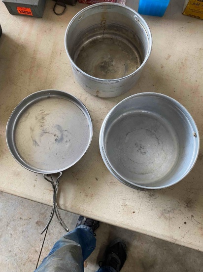 Military issue pot and pan