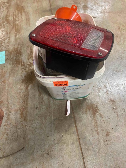 Bucket with screws, lightweight body filler, PVC fittings, taillight and funnel
