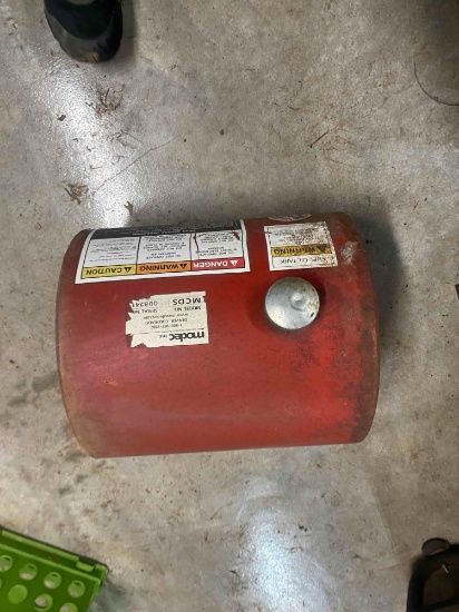 Fuel tank Contents unknown *BUYER IS RESPONSIBLE FOR LOADING*