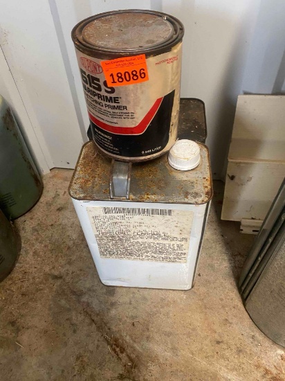 Self etching primer, dry cleaning solvent, linseed oil Contents unknown
