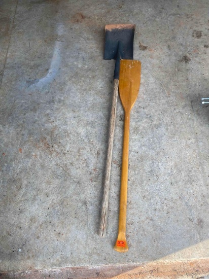 Shovel and oar