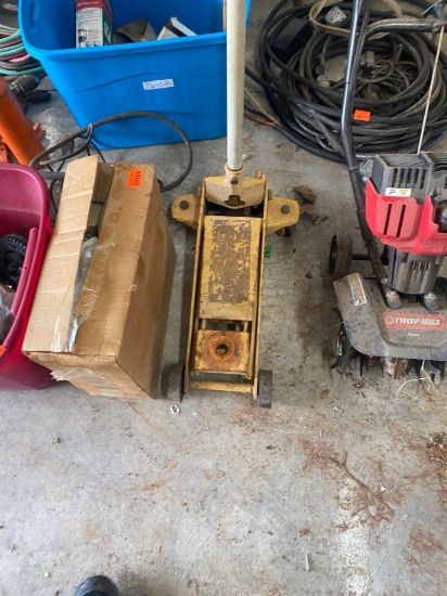 Hydraulic jack