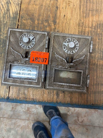 VintageMailboxdoors