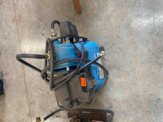 Central machinery shallow well pump 3/4 HP *BUYER IS RESPONSIBLE FOR LOADING*