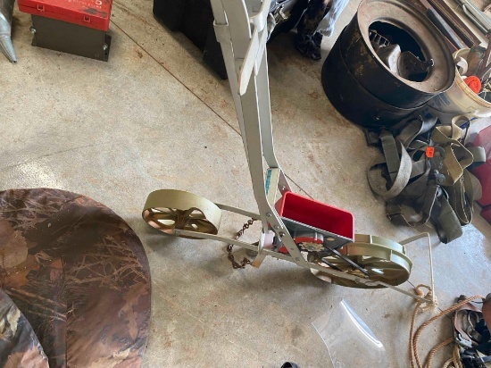 Garden seeder