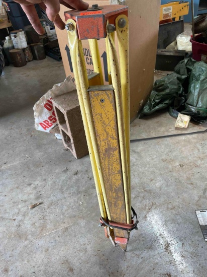 Tripod stand