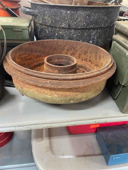 Possibly lawn mower rim