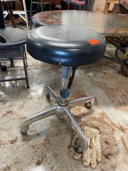 Roll around stool