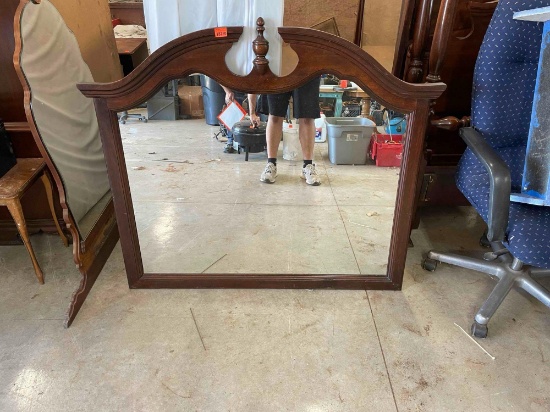 Dresser mirror