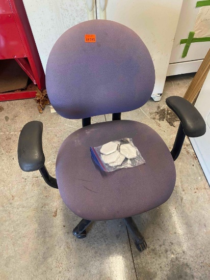 Roll around chair