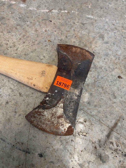 Double head ax