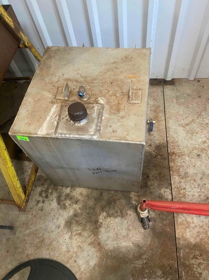 Fuel tank Condition unknown *BUYER IS RESPONSIBLE FOR LOADING*