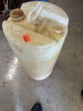 Liquid container