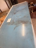 78 x 29 plexiglass * Buyer to bring help to load*