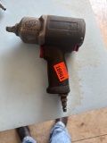 Pneumatic air impact wrench