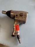 Pneumatic air impact wrench