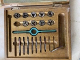 Tap and die set