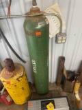 Oxygen tank