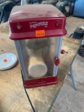 Popcorn machine