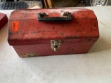 Toolbox with ratchets
