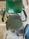 Roll around chair