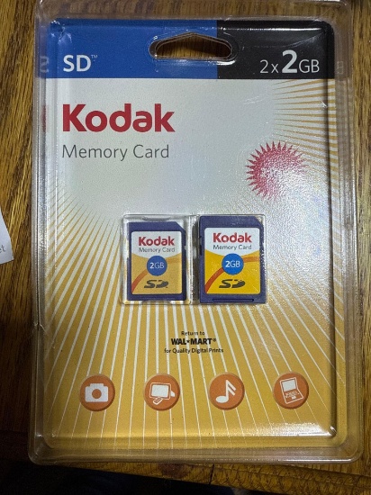 1 Kodak memory card 2GB
