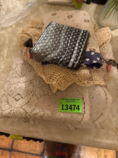bag and table runner