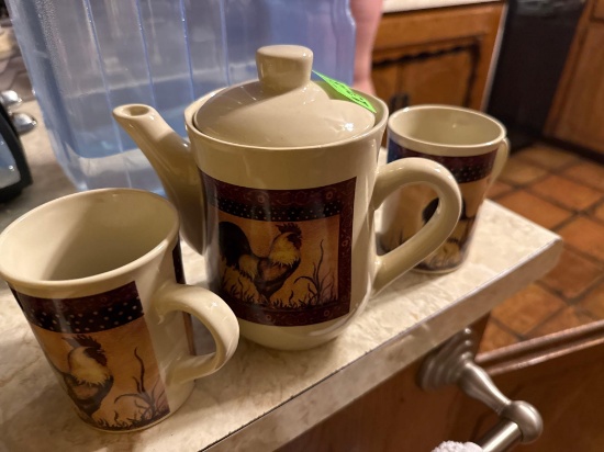chicken mugs and tea pot set, salt or pepper shaker