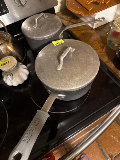 cooking pots