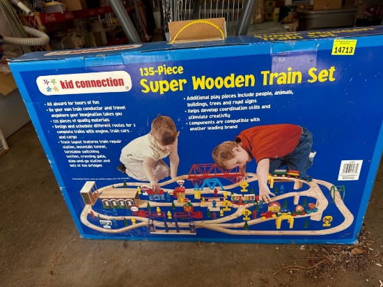 wall paint and train set